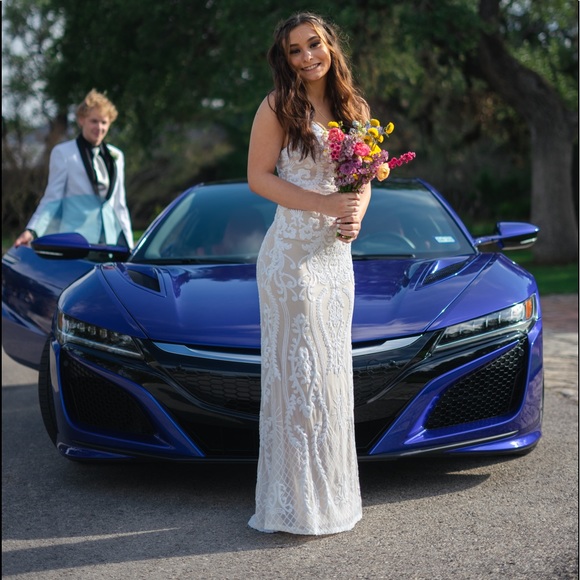 white/cream prom dress - Picture 1 of 3